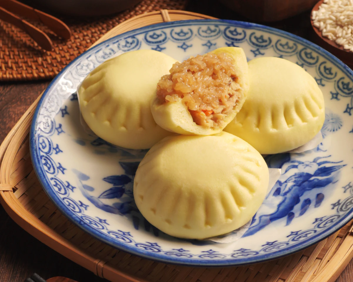 Chicken Sticky Rice Nest Bun 鸡窝包